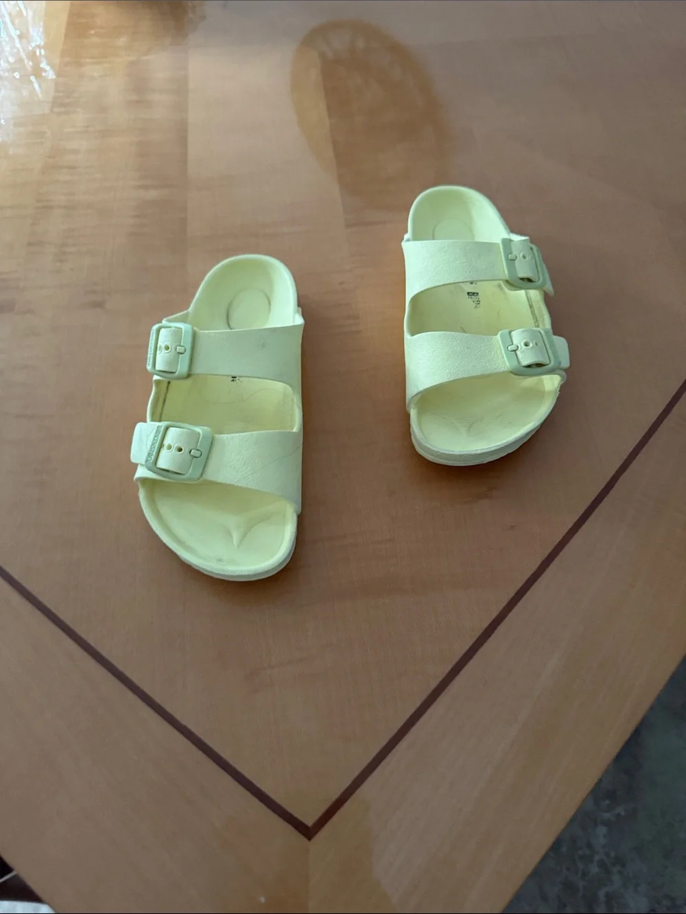 Birkenstock  Kids Double-Buckle Slide Sandals in Pale Yellow size 31
